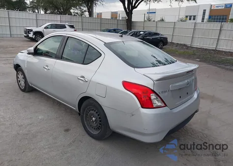 2018 Nissan Versa 1.6 Sv из США, поврежденный, VIN 3N1CN7AP6JK438554